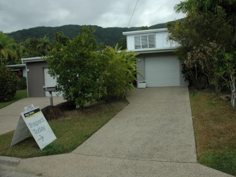 8 Talpa Close, Palm Cove QLD 4879
