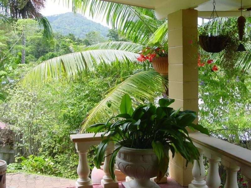 12 Marcia Close, Smithfield QLD 4878