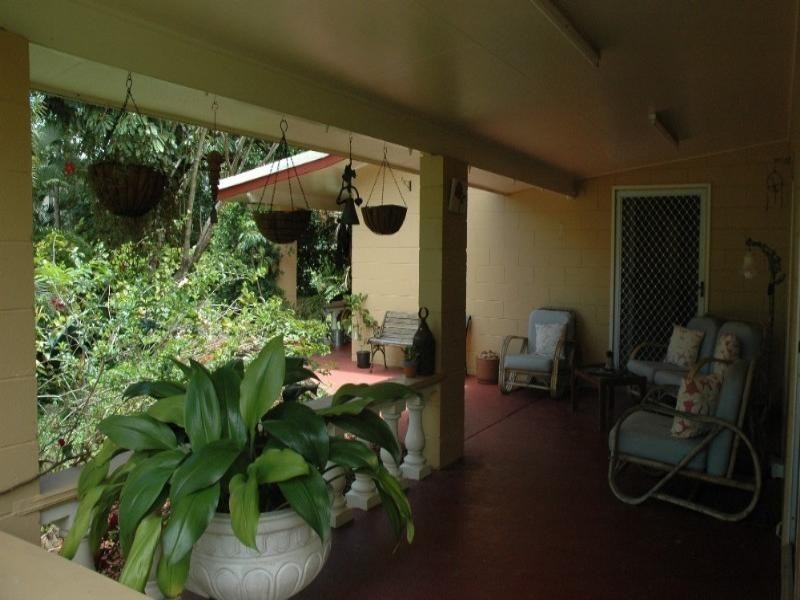 12 Marcia Close, Smithfield QLD 4878