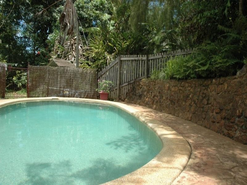 12 Marcia Close, Smithfield QLD 4878