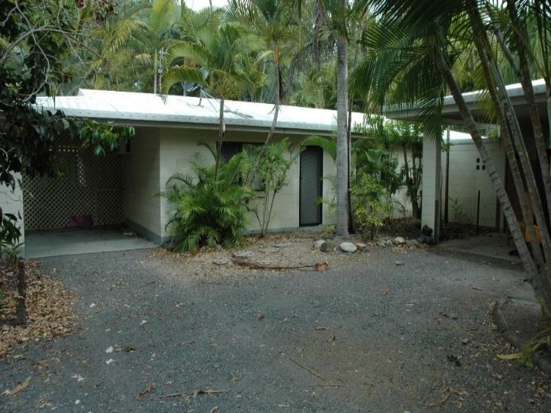 Trinity Beach QLD 4879