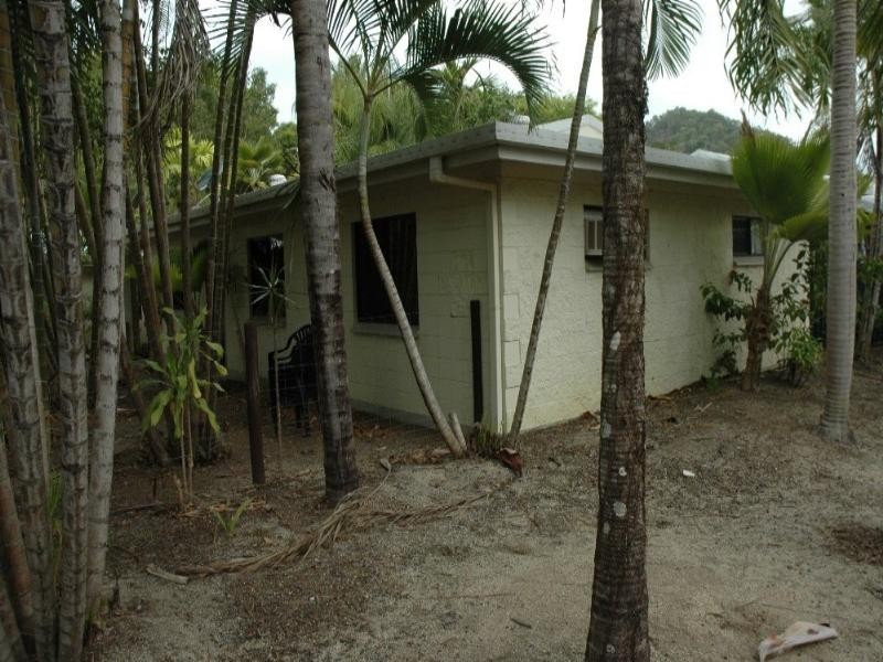 Trinity Beach QLD 4879