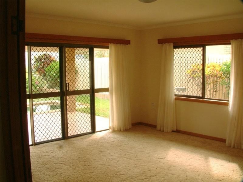 59 Koppen Terrace, Mooroobool QLD 4870