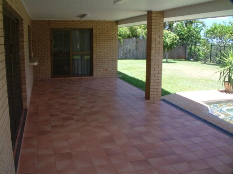 59 Koppen Terrace, Mooroobool QLD 4870