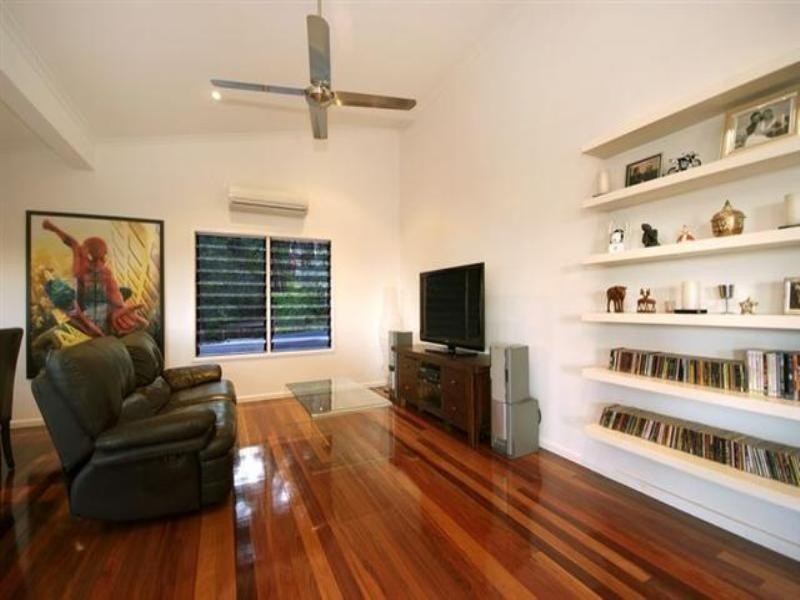 165 Stanton Road, Smithfield QLD 4878