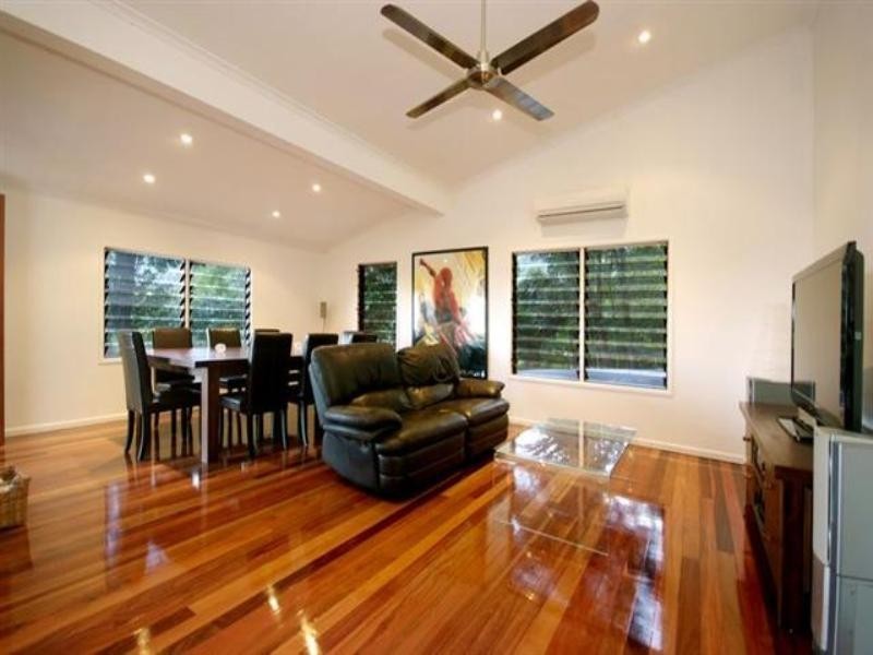 165 Stanton Road, Smithfield QLD 4878