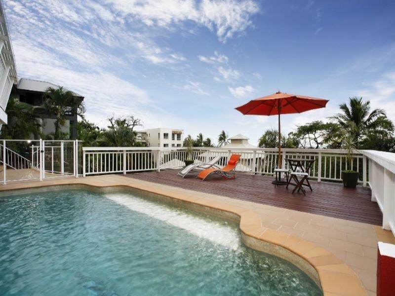 Trinity Beach QLD 4879