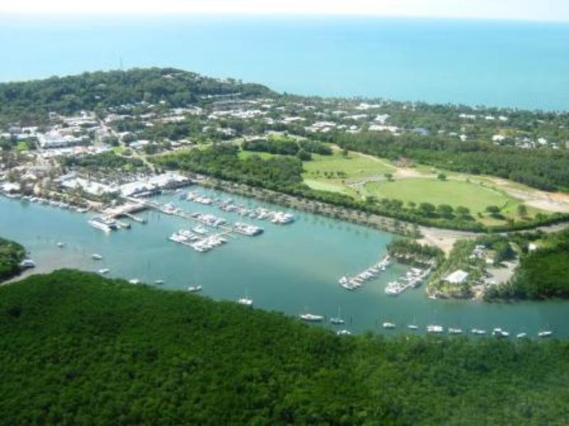 Kewarra Beach QLD 4879