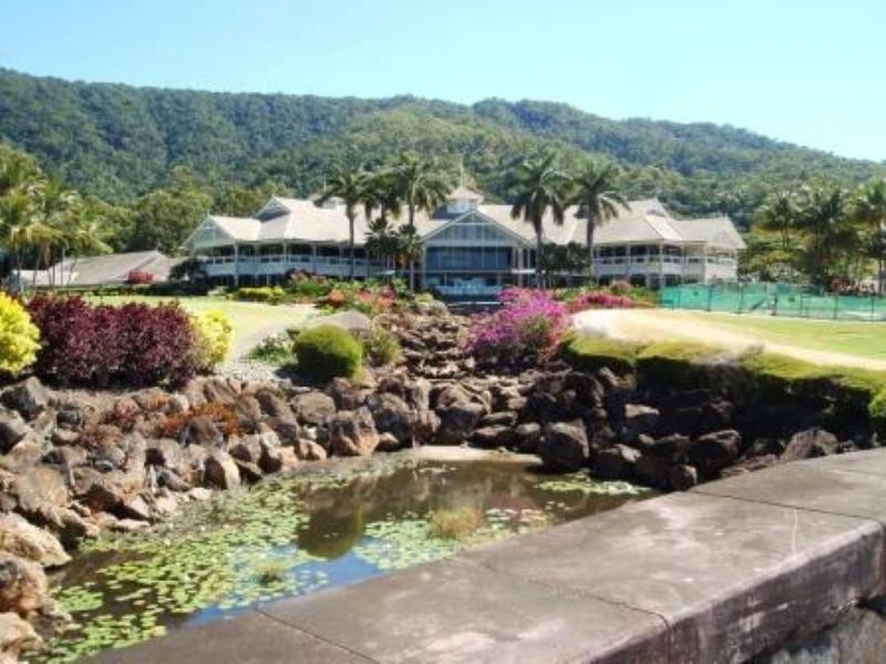 Kewarra Beach QLD 4879