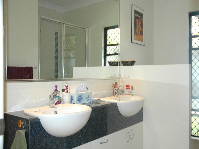 3 Helix Close, Clifton Beach QLD 4879