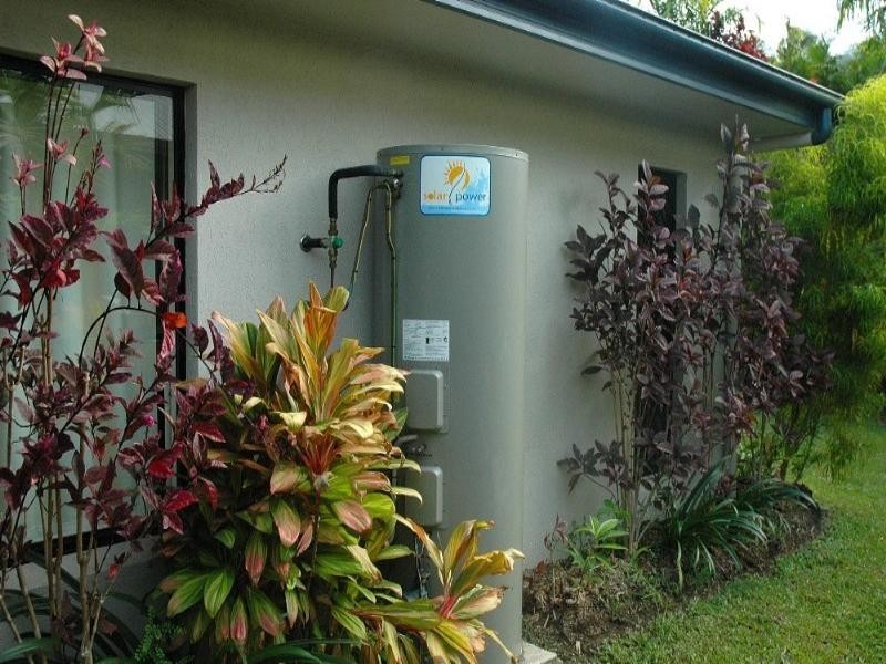 3 Helix Close, Clifton Beach QLD 4879