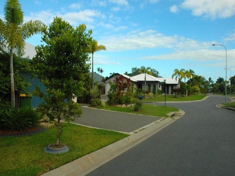 3 Helix Close, Clifton Beach QLD 4879