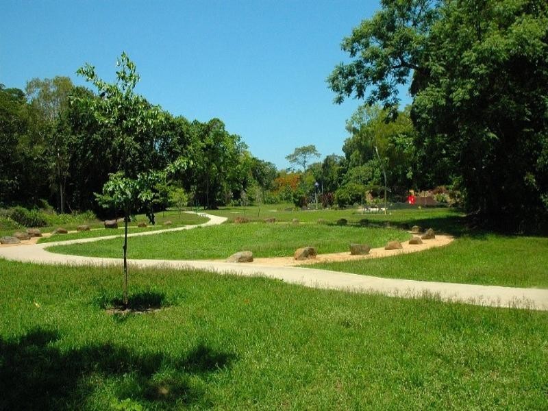 3 Helix Close, Clifton Beach QLD 4879