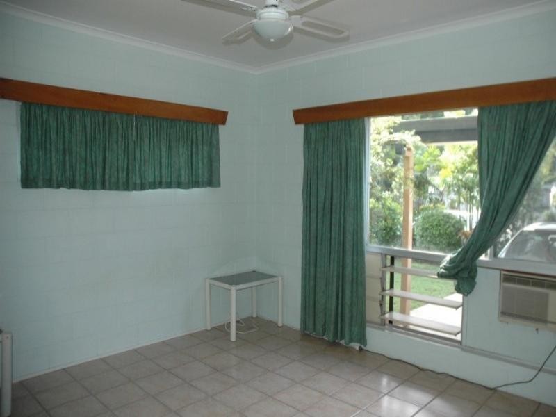 Yorkeys Knob QLD 4878