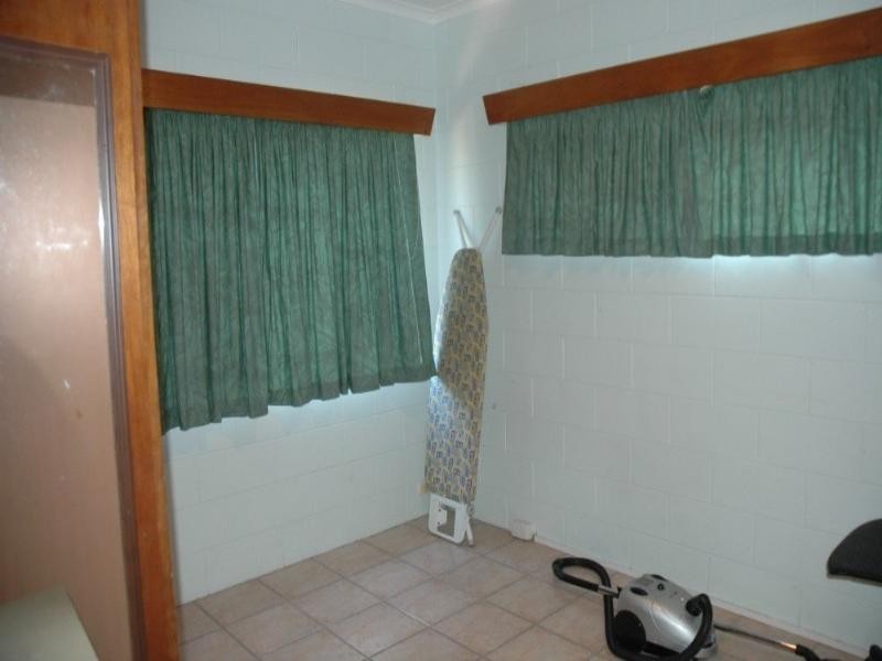 Yorkeys Knob QLD 4878