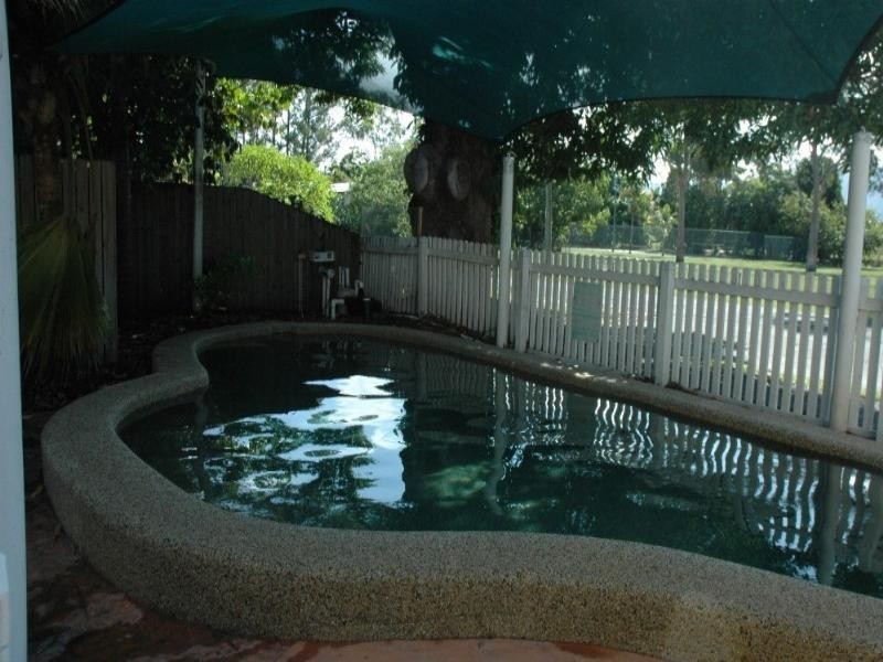 Yorkeys Knob QLD 4878