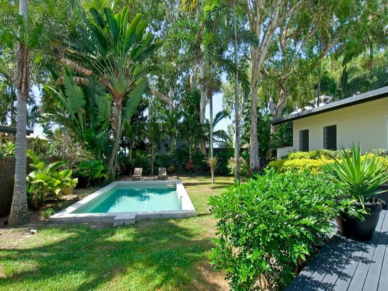 Clifton Beach QLD 4879