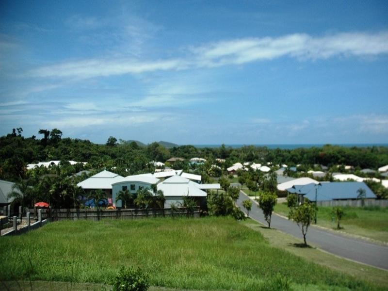 Palm Cove QLD 4879