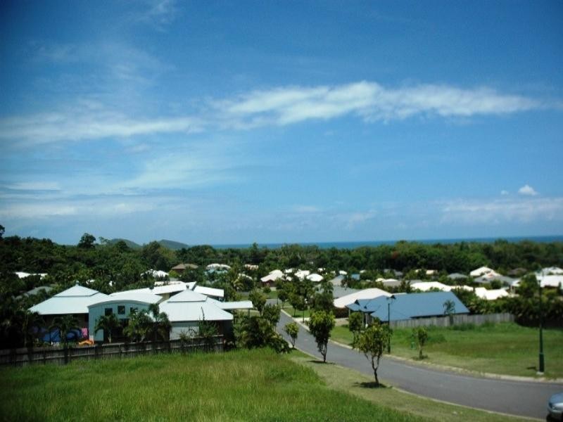 Palm Cove QLD 4879