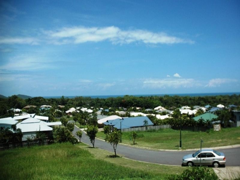 Palm Cove QLD 4879
