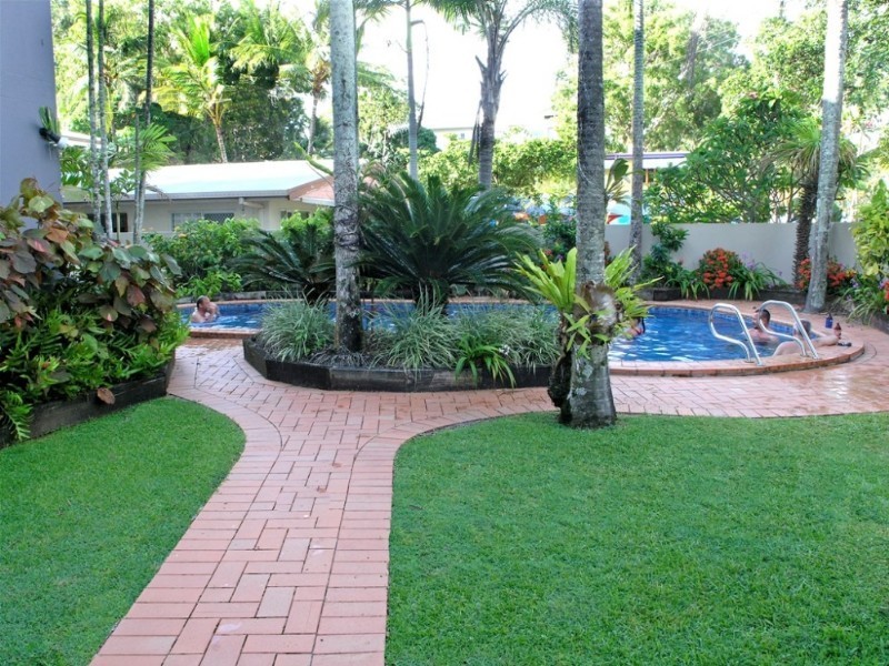 Palm Cove QLD 4879