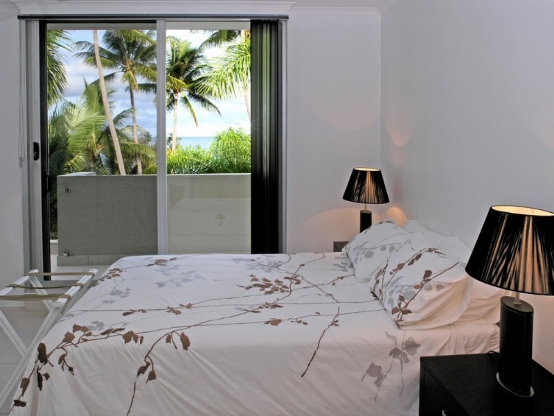 Palm Cove QLD 4879