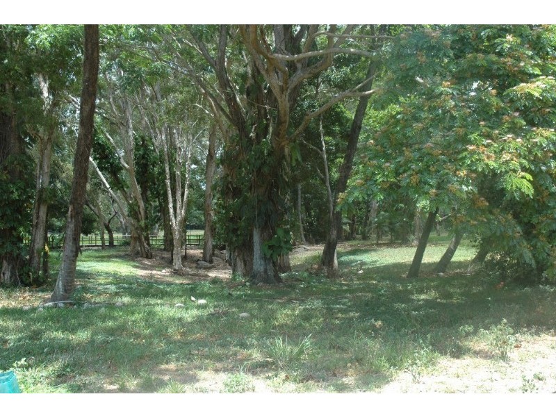 Yorkeys Knob QLD 4878