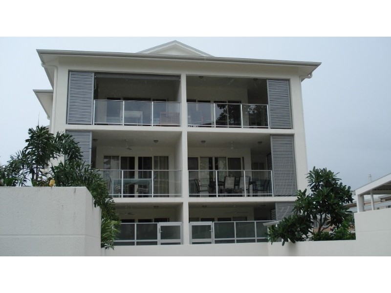 Trinity Beach QLD 4879