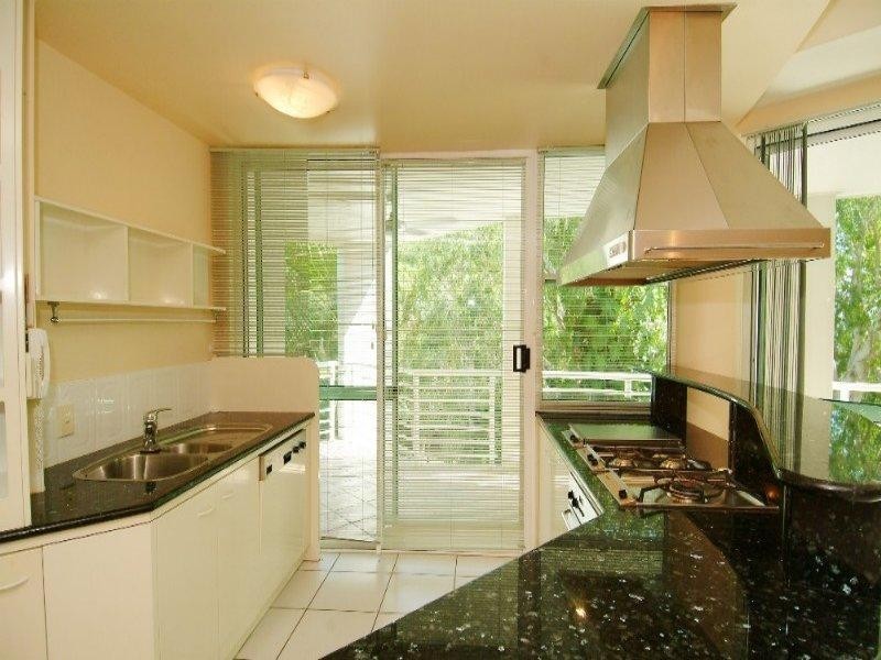 Yorkeys Knob QLD 4878