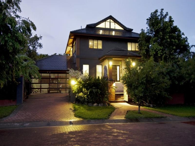 Clifton Beach QLD 4879