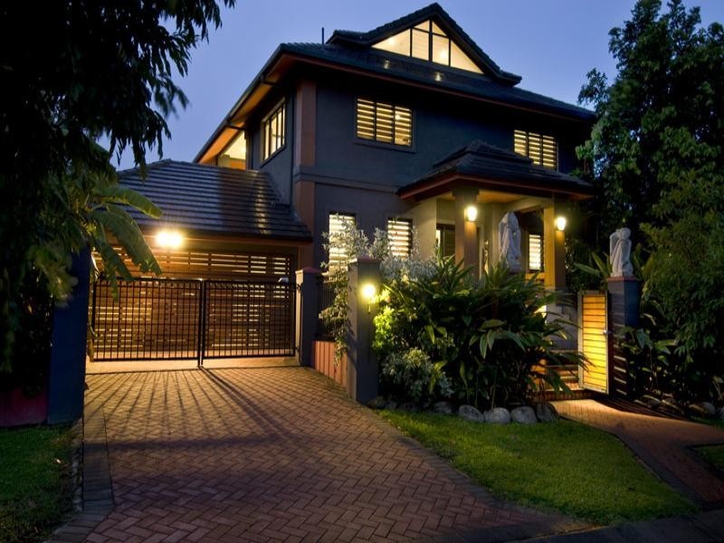 Clifton Beach QLD 4879
