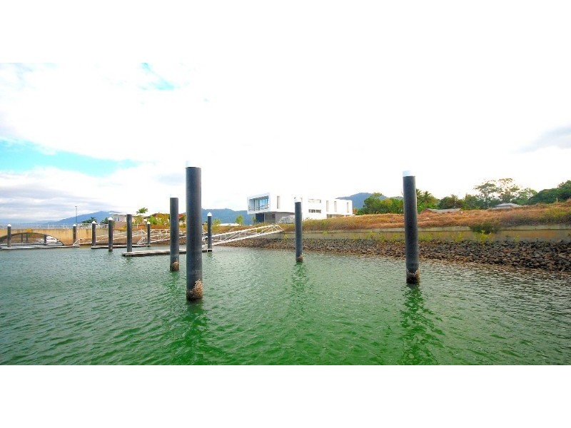 Trinity Park QLD 4879