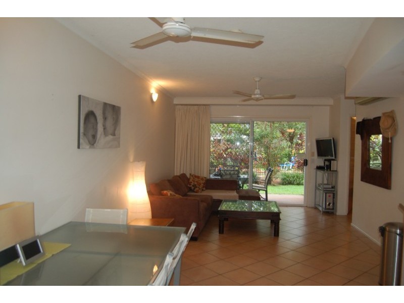 Trinity Beach QLD 4879