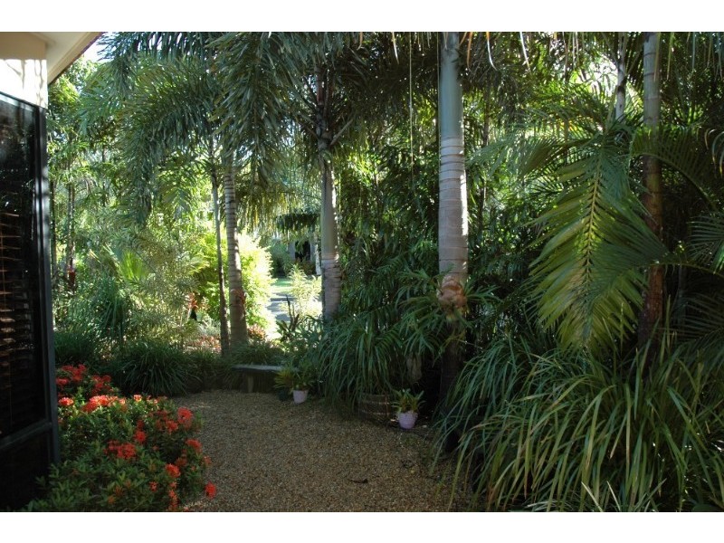 Clifton Beach QLD 4879