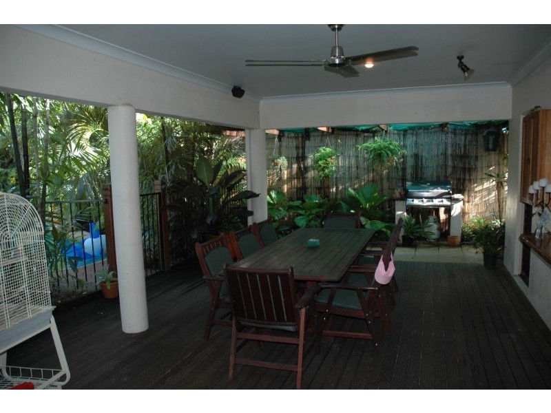 Clifton Beach QLD 4879