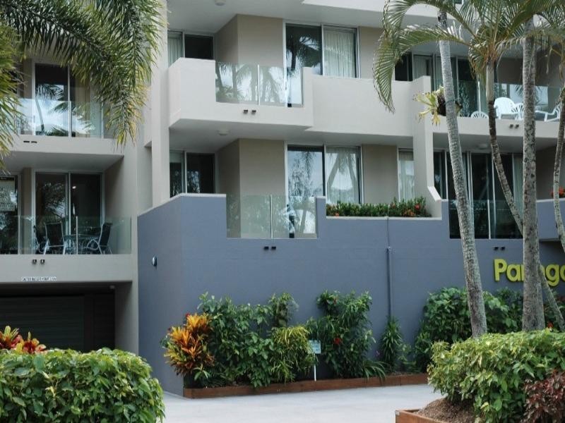 Palm Cove QLD 4879