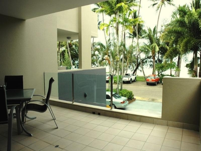 Palm Cove QLD 4879