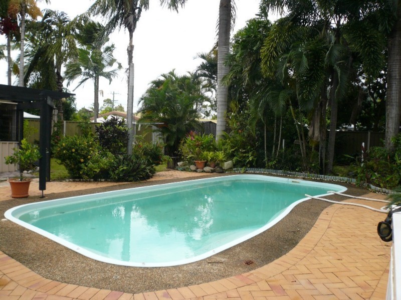 Kewarra Beach QLD 4879