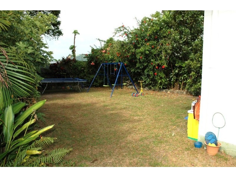 2/34 Albatross Street, Kewarra Beach QLD 4879