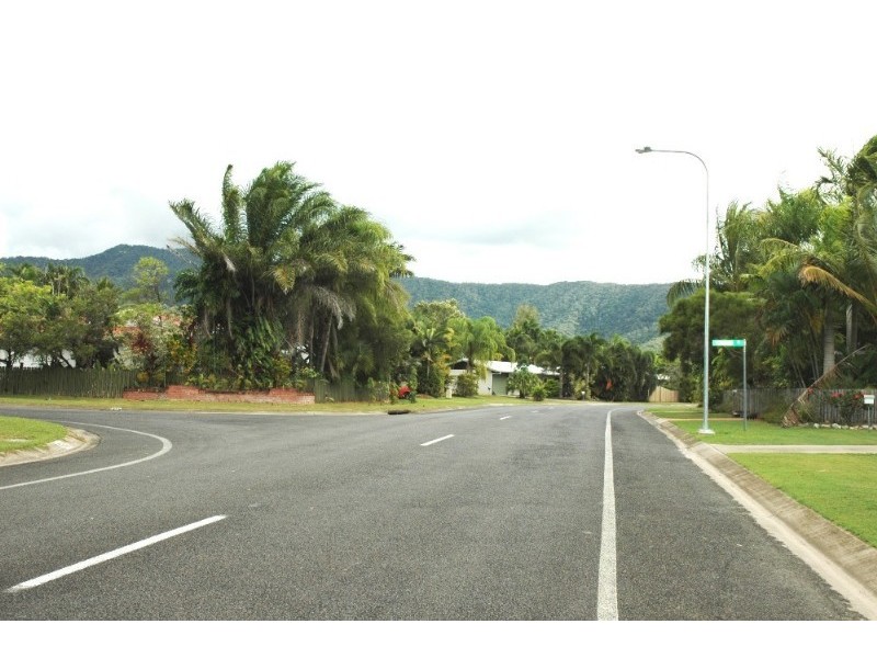 2/34 Albatross Street, Kewarra Beach QLD 4879