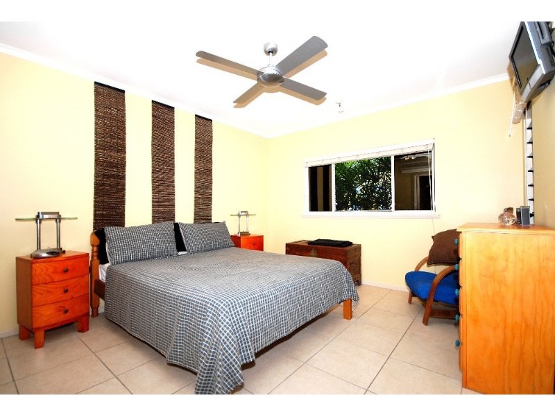 Clifton Beach QLD 4879