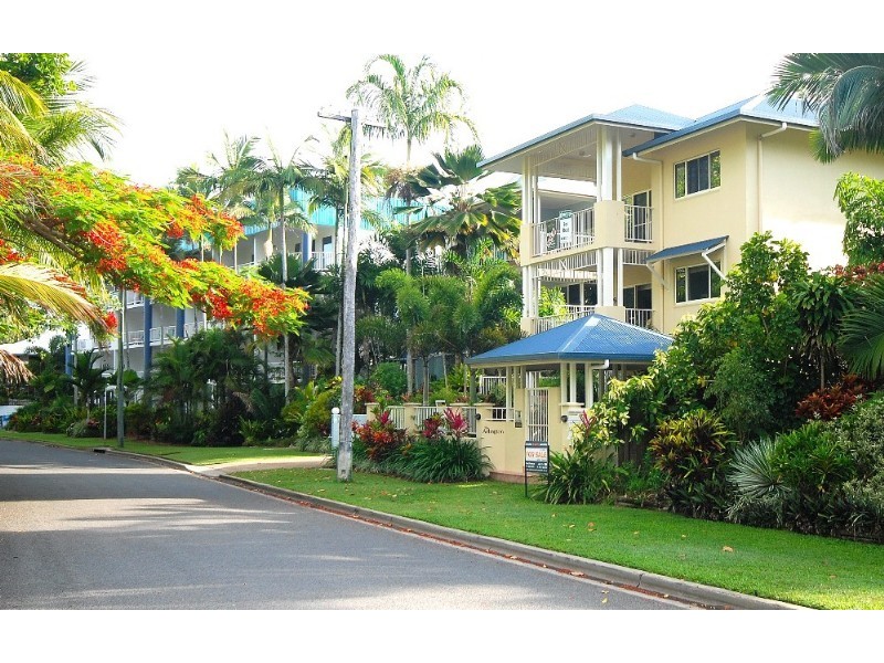Clifton Beach QLD 4879