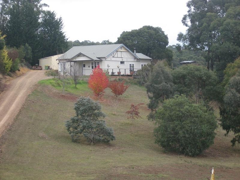 19 Koala Drive, Kinglake West VIC 3757