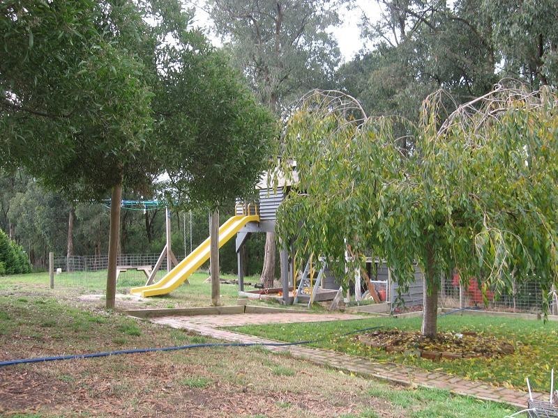 19 Koala Drive, Kinglake West VIC 3757