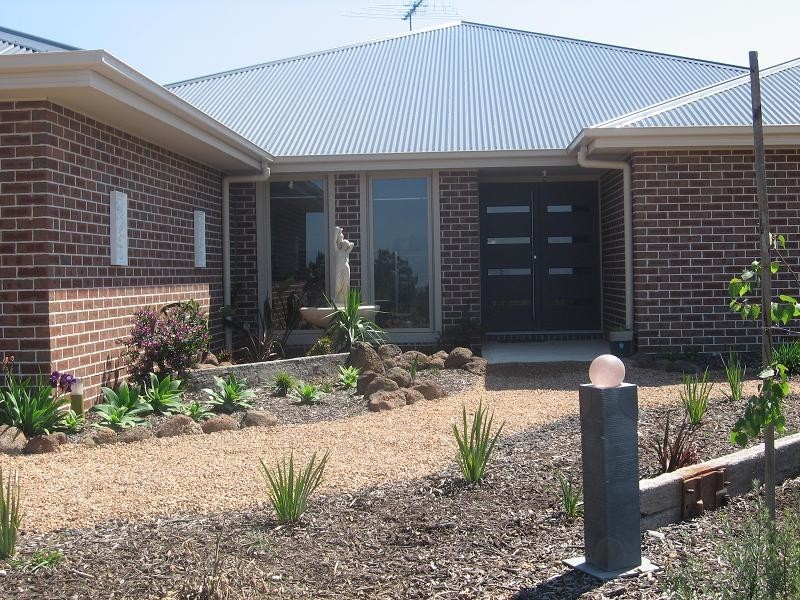 110 Third Avenue, Eden Park VIC 3757