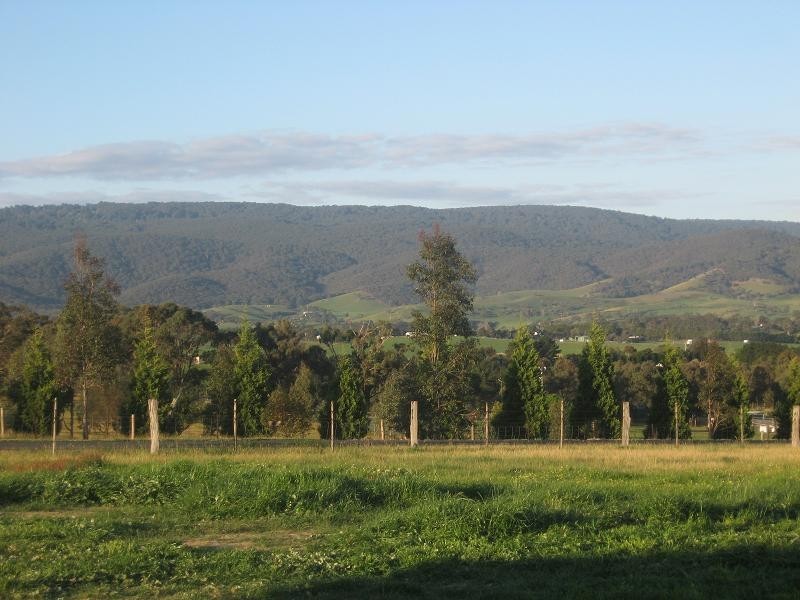 110 Third Avenue, Eden Park VIC 3757