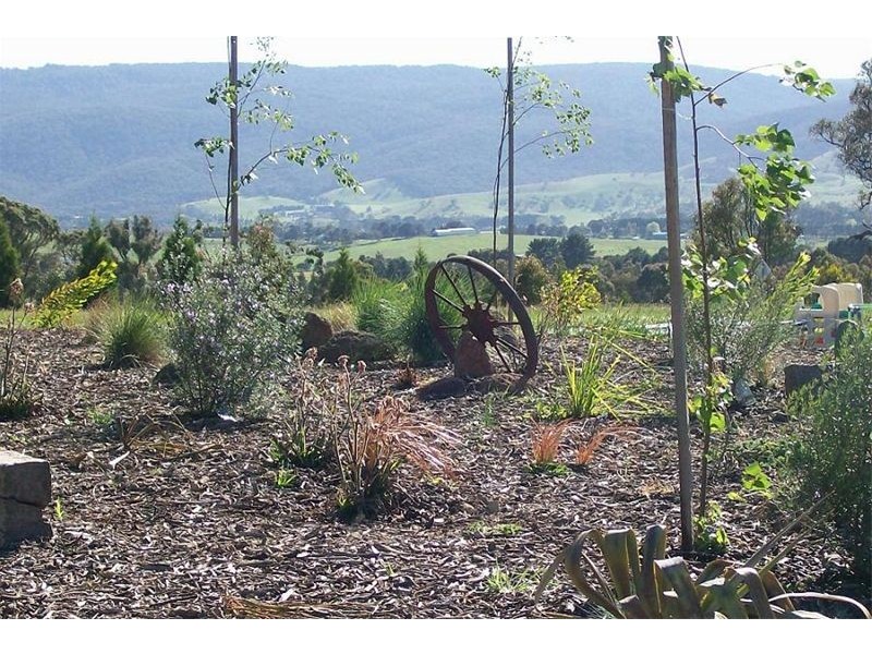 110 Third Avenue, Eden Park VIC 3757