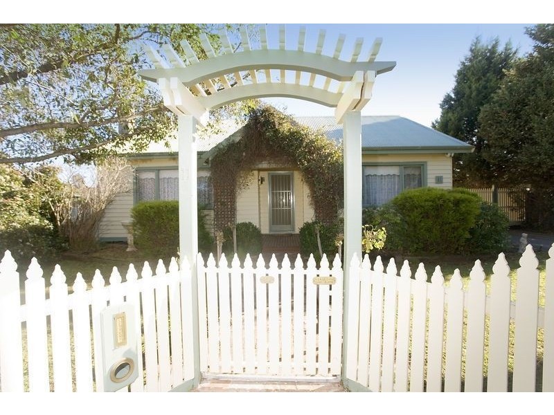 11 Macmeikan Street, Whittlesea VIC 3757