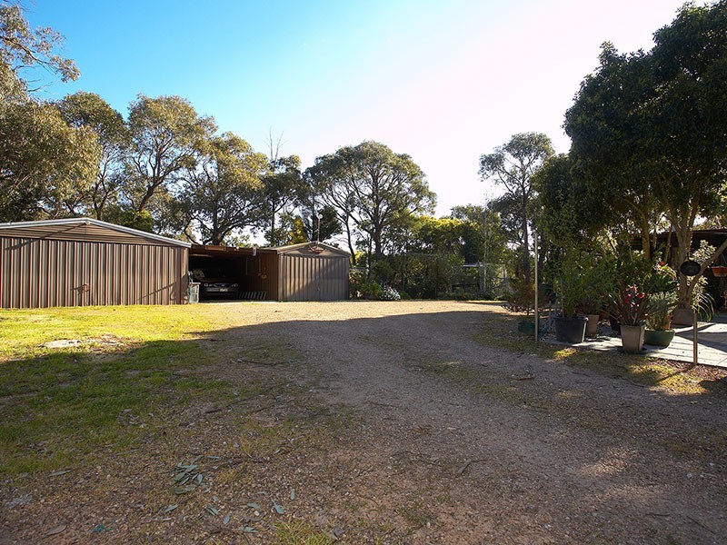 37 Range Avenue, Wandong VIC 3758