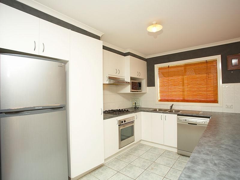 90 Trinity Way, South Morang VIC 3752